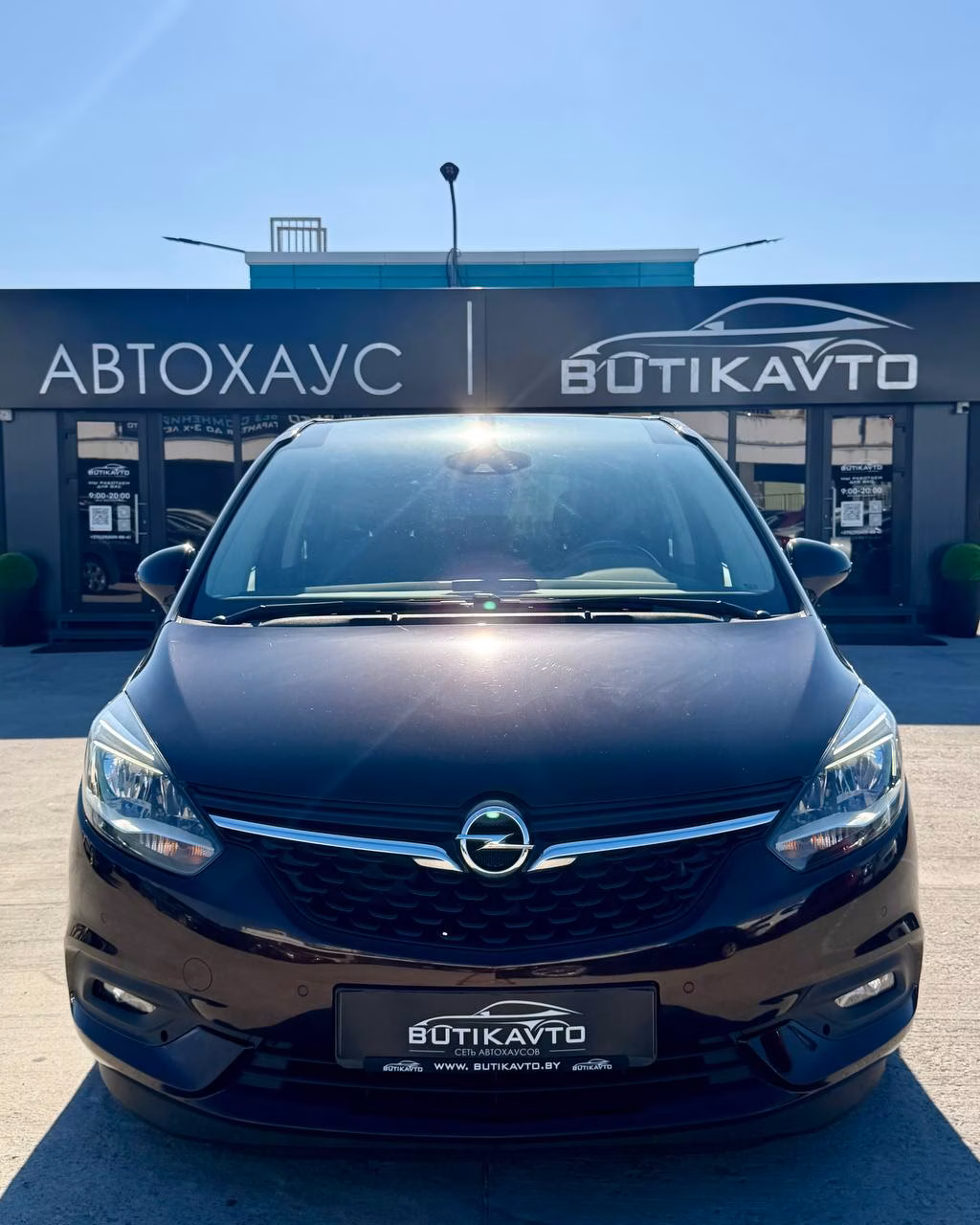 Opel Zafira фото 2
