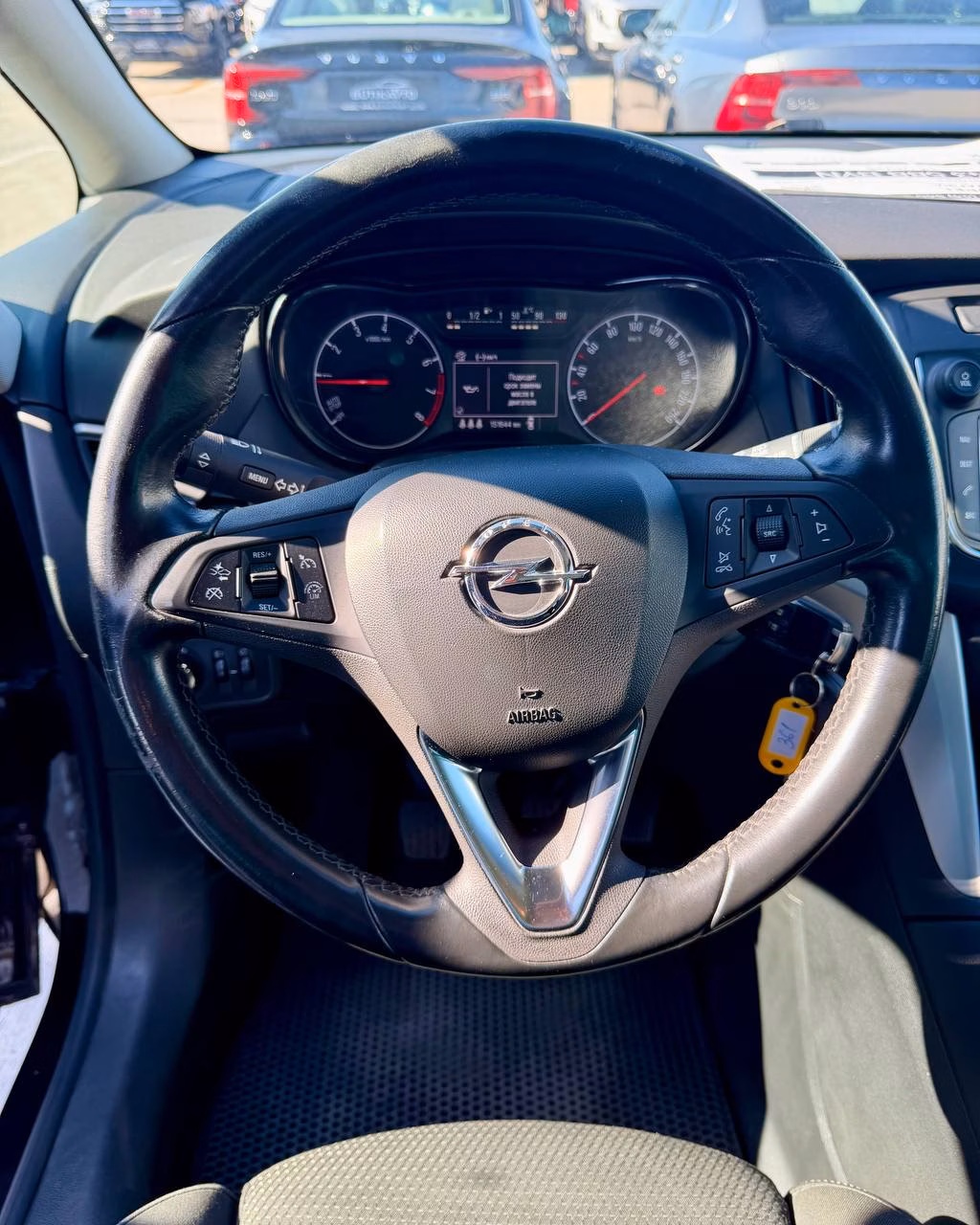 Opel Zafira фото 16