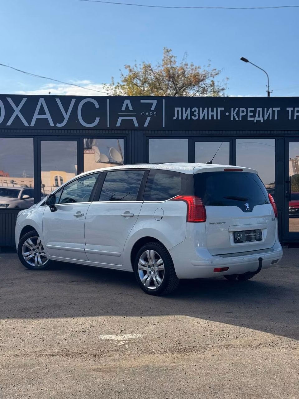 Peugeot 5008 фото 7