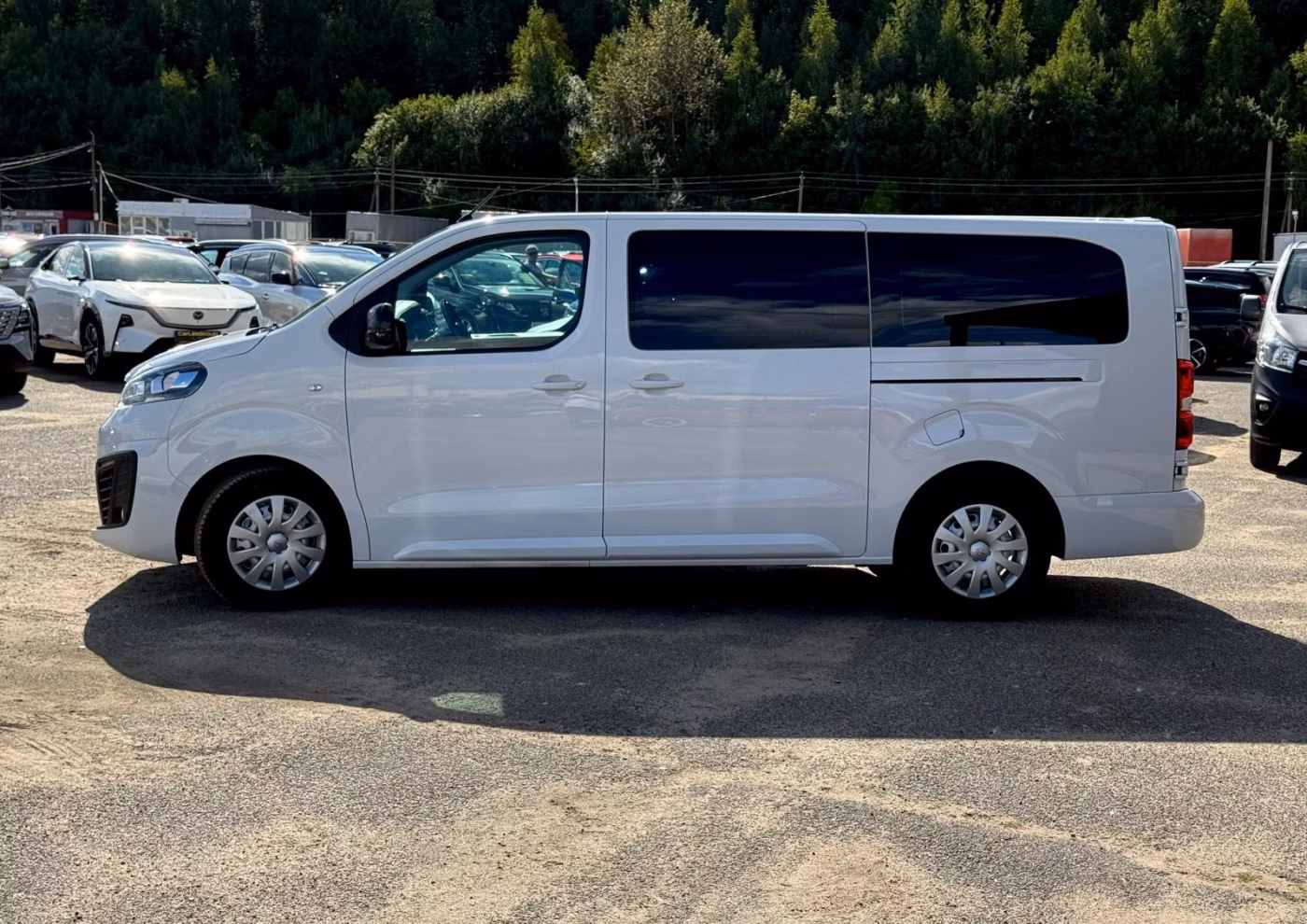 Opel Vivaro фото 4