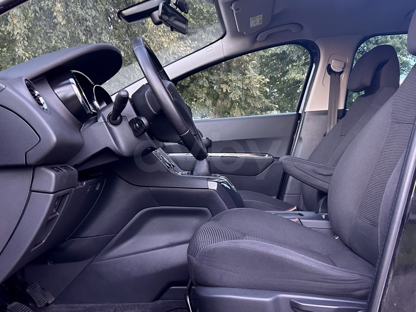 Peugeot 5008 фото 14
