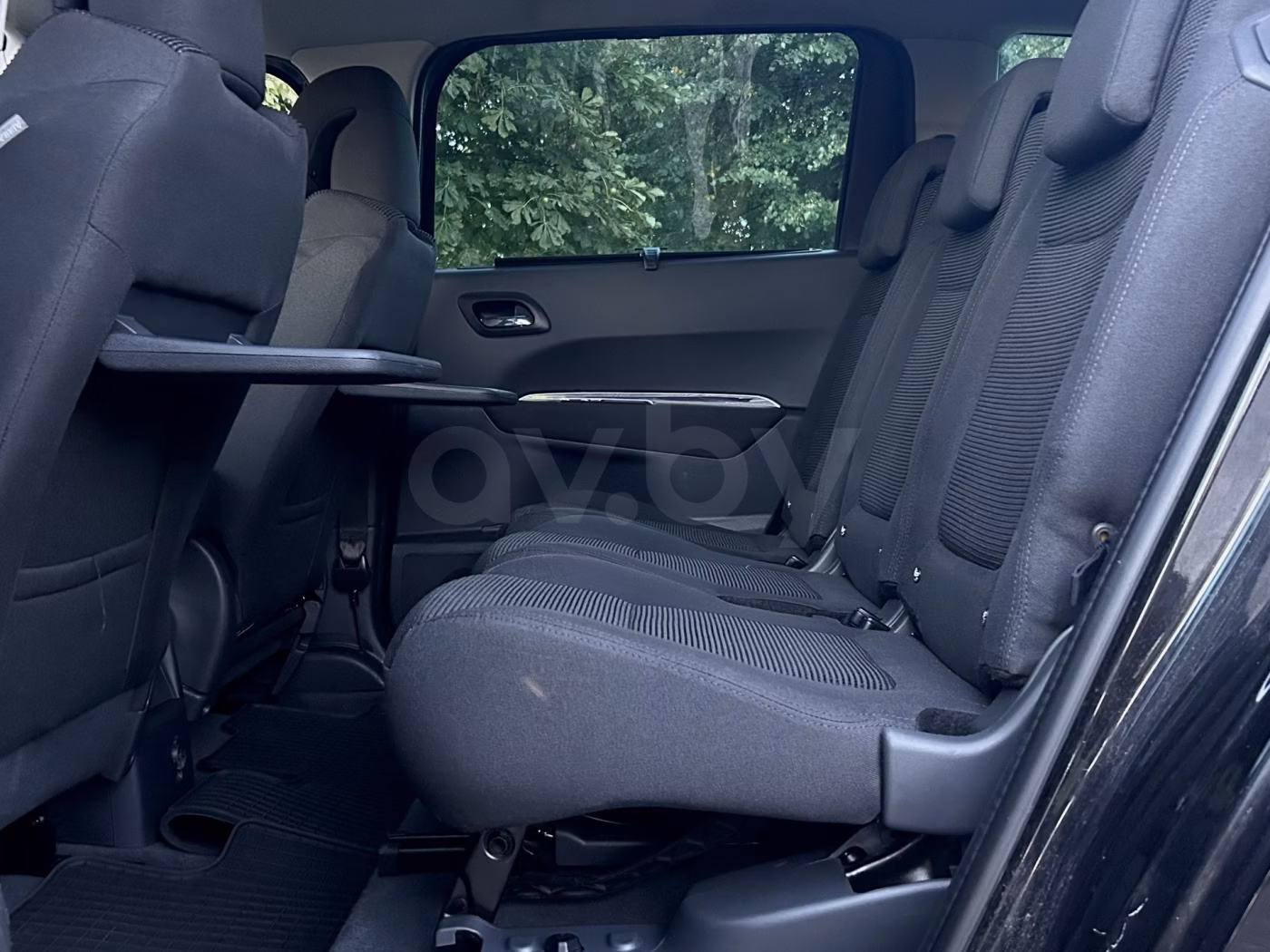 Peugeot 5008 фото 23