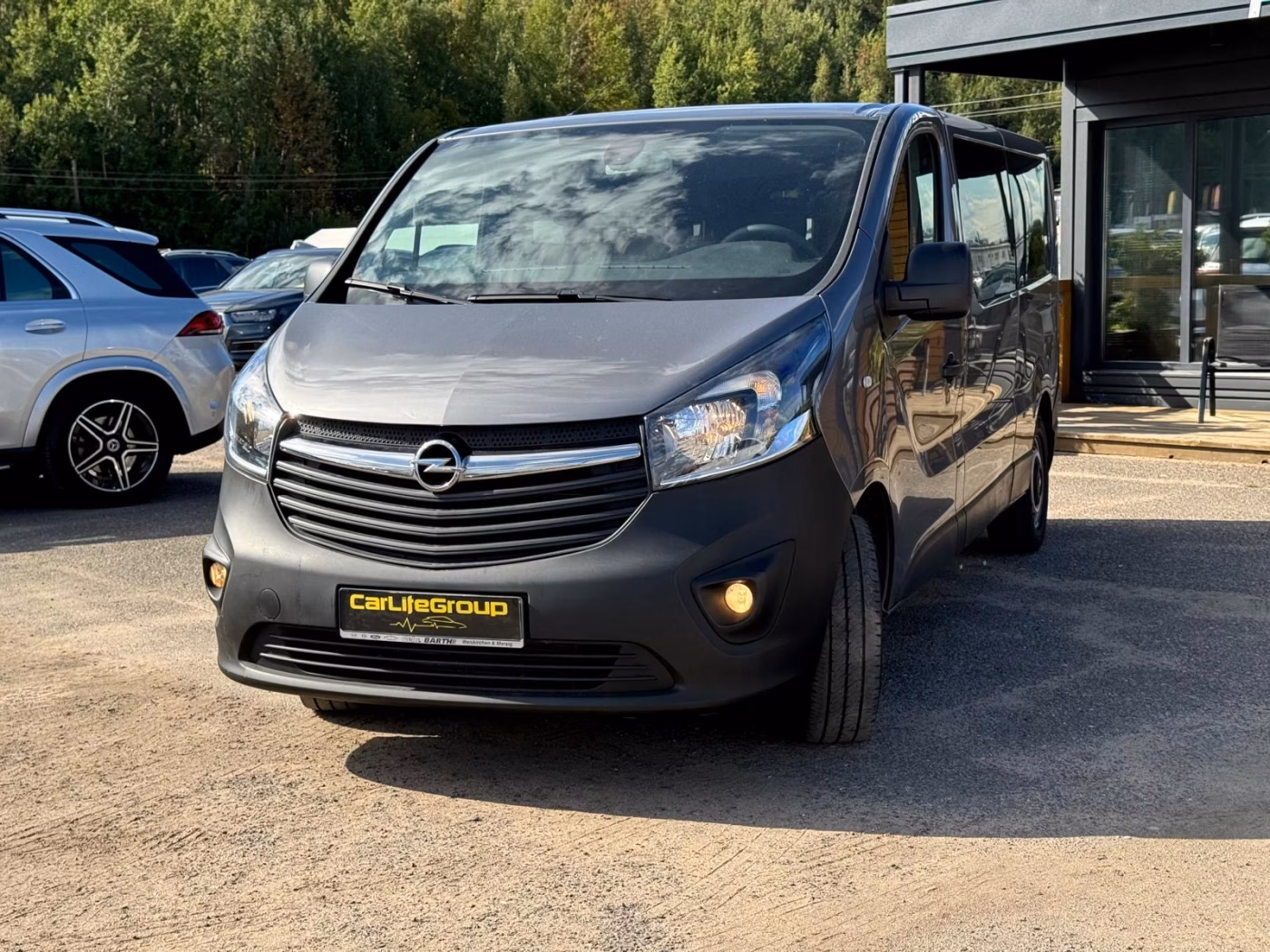 Opel Vivaro фото 3