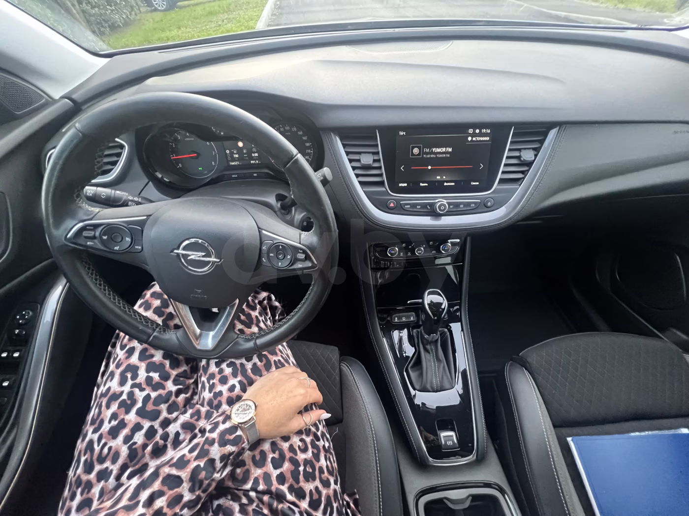 Opel Grandland X фото 10