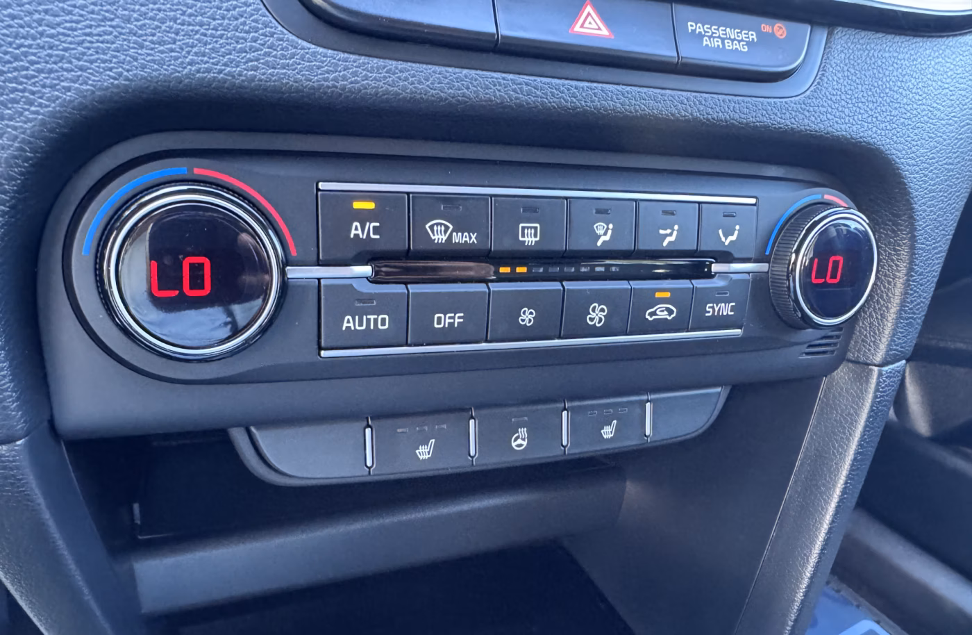 Kia Cee'd фото 10