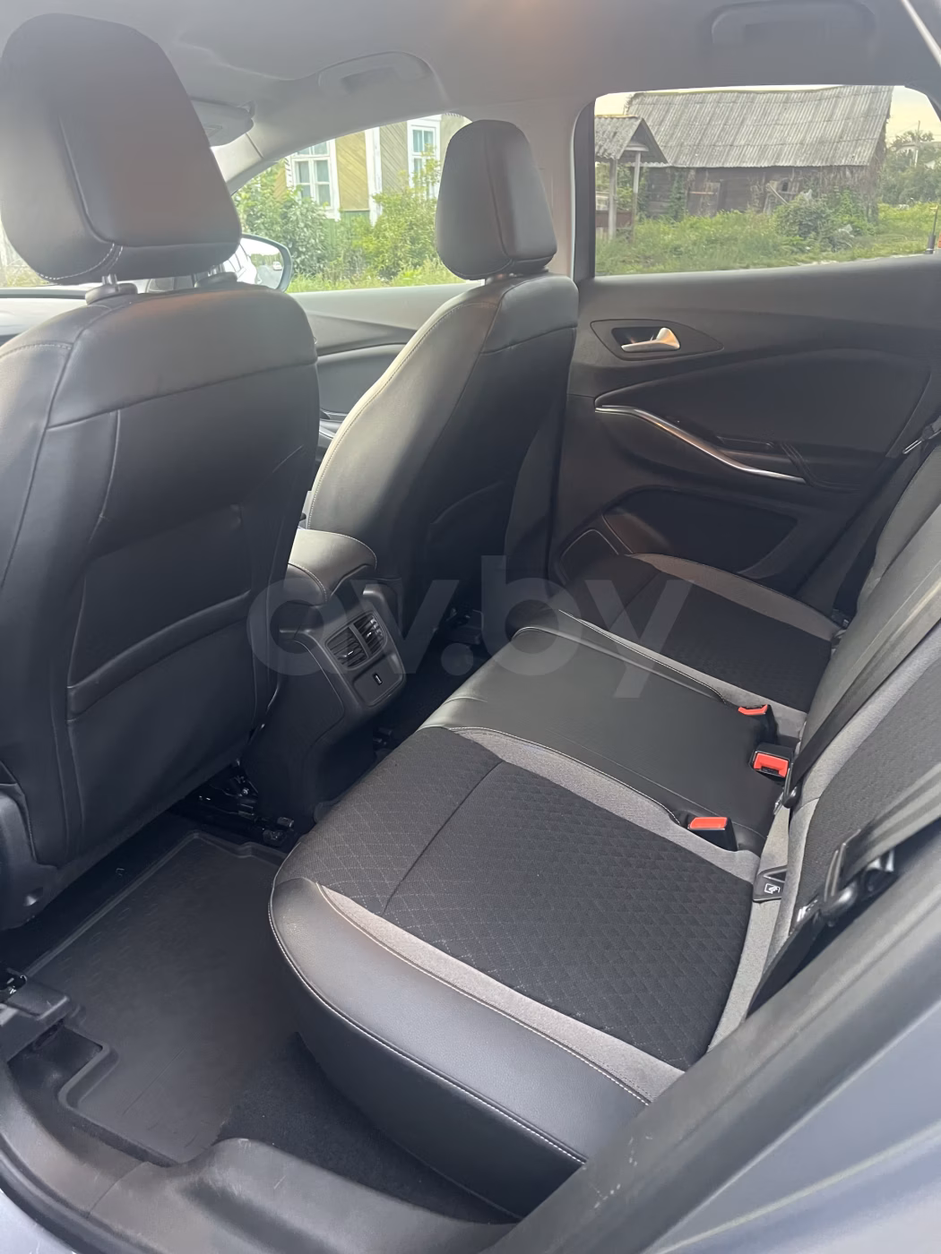 Opel Grandland X фото 11