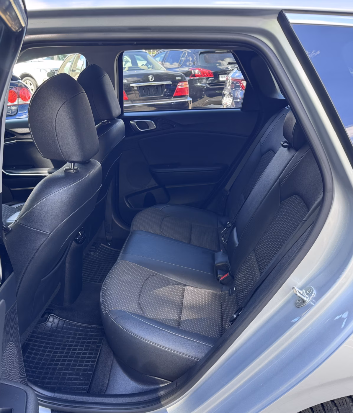 Kia Cee'd фото 17