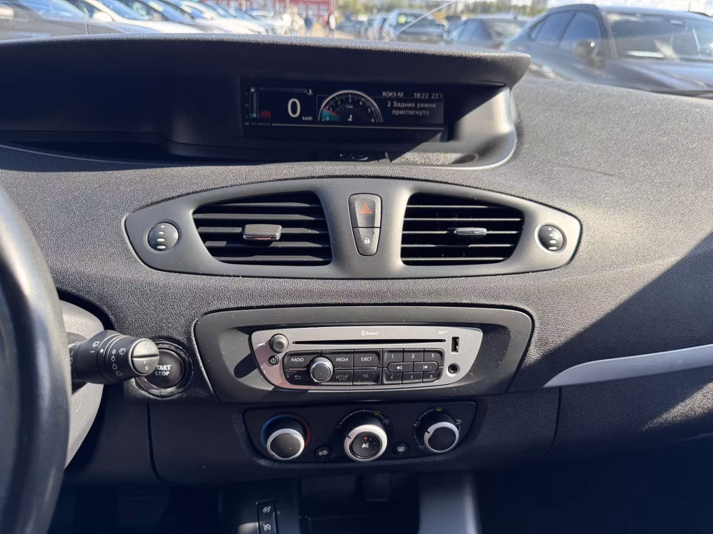 Renault Grand Scenic фото 20