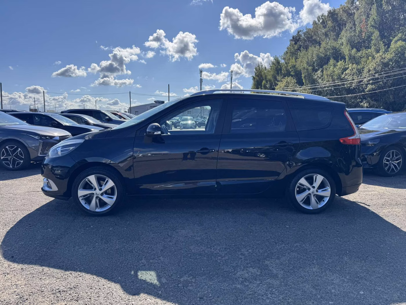 Renault Grand Scenic фото 8