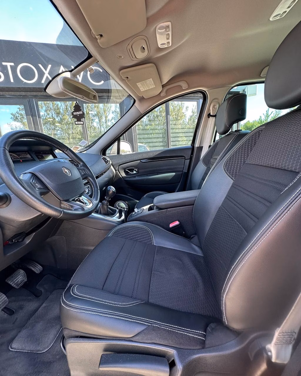 Renault Grand Scenic фото 9