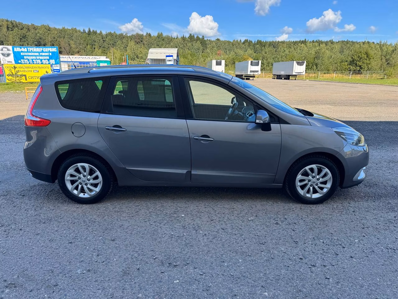 Renault Grand Scenic фото 4