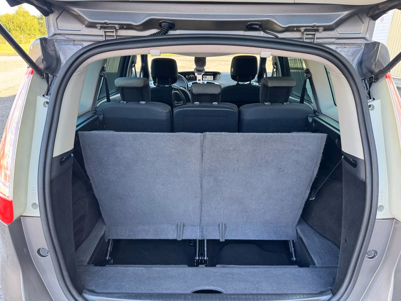 Renault Grand Scenic фото 13