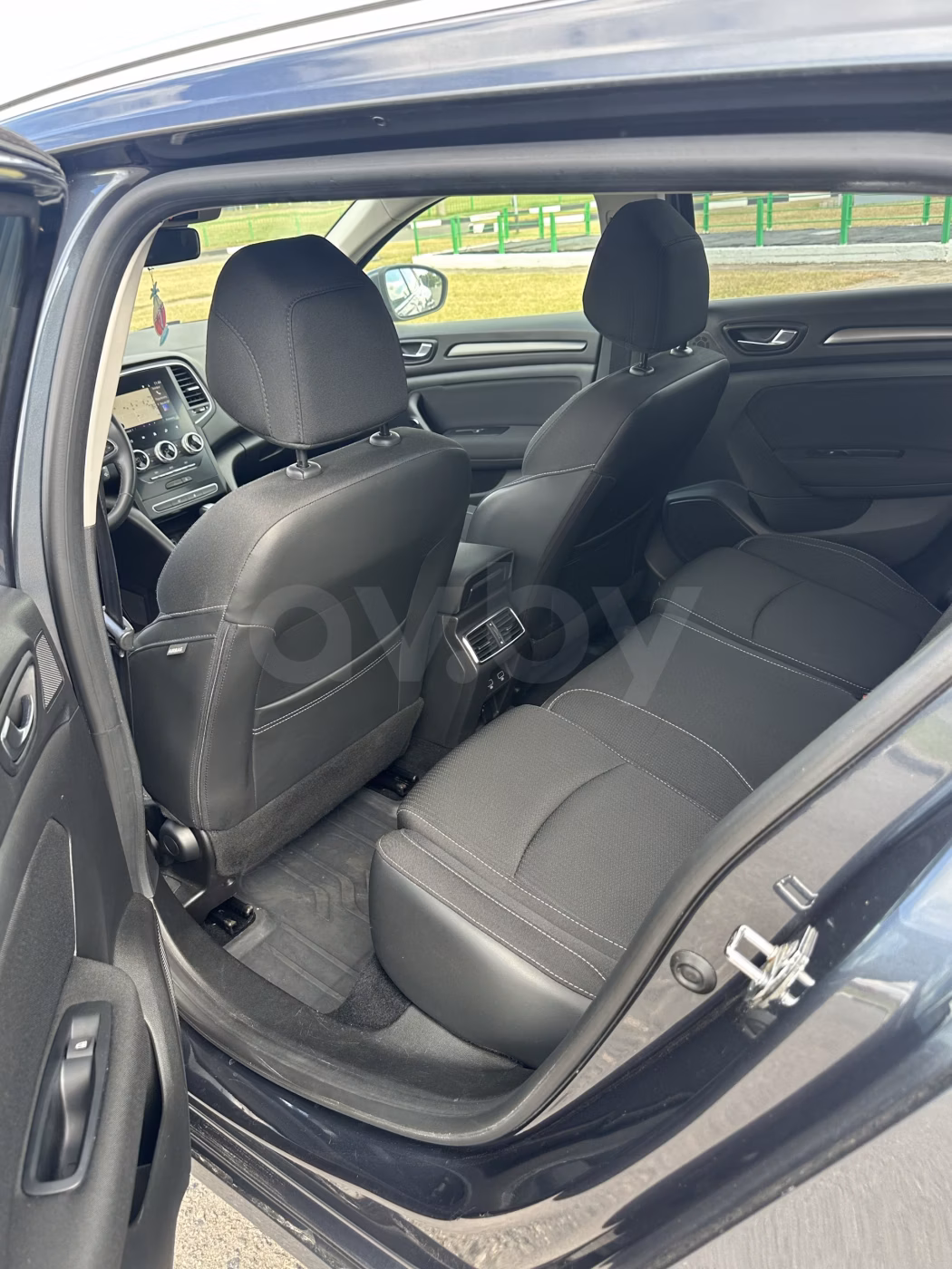 Renault Megane фото 10