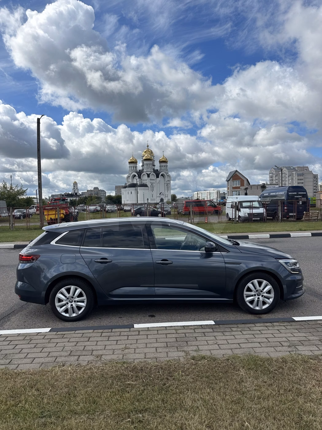 Renault Megane фото 12