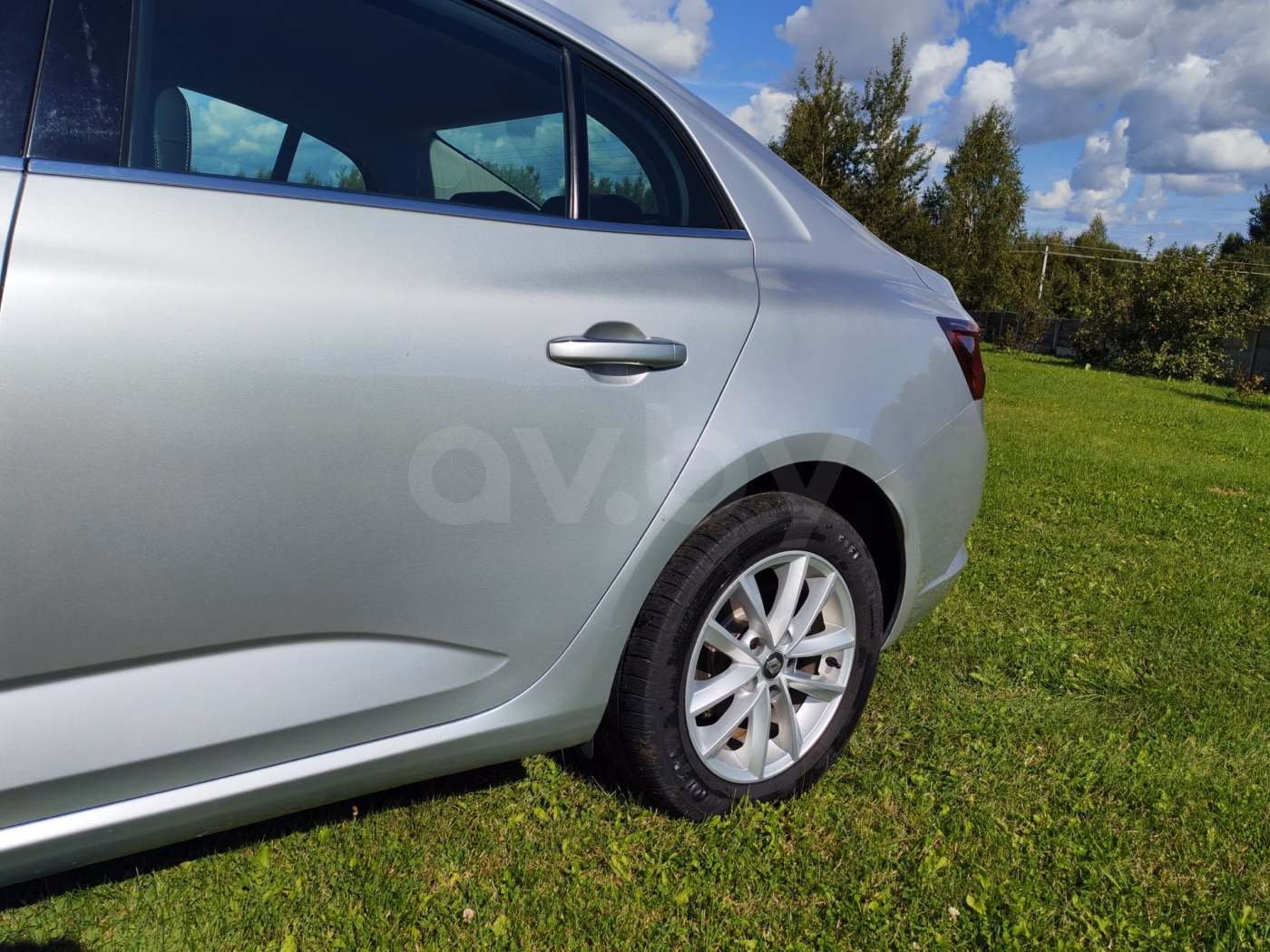 Renault Megane фото 8