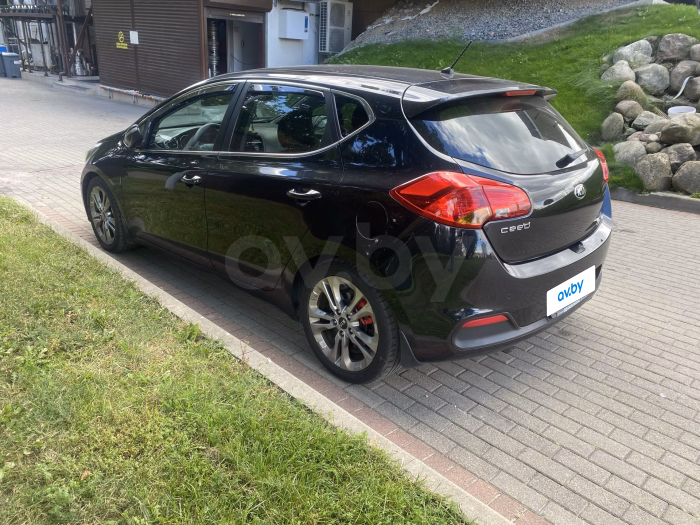 Kia Cee'd фото 7