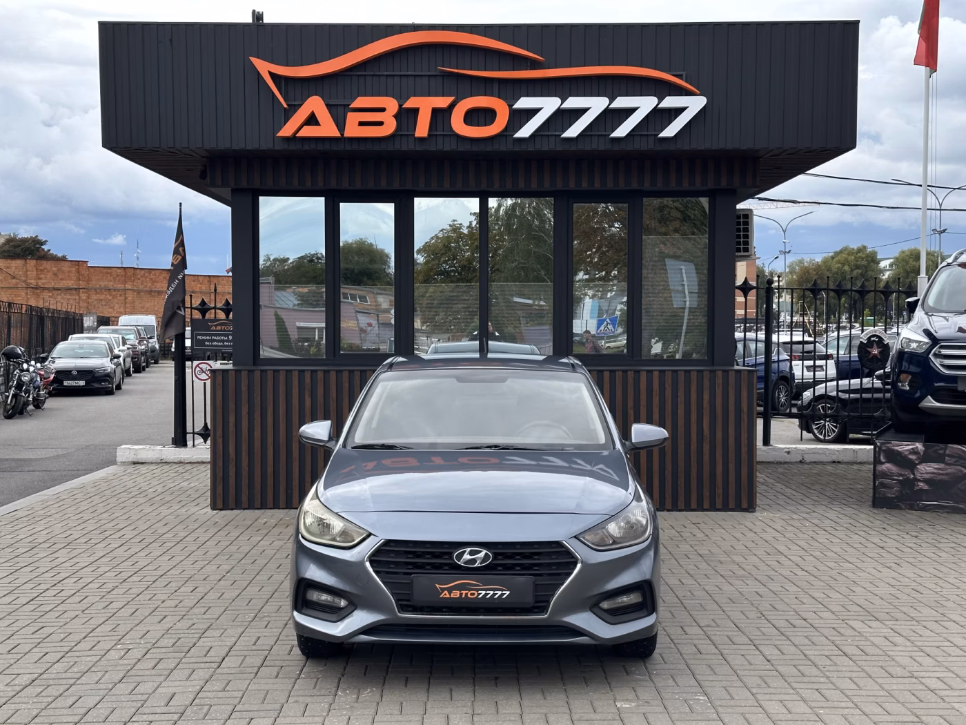 Hyundai Solaris фото 6