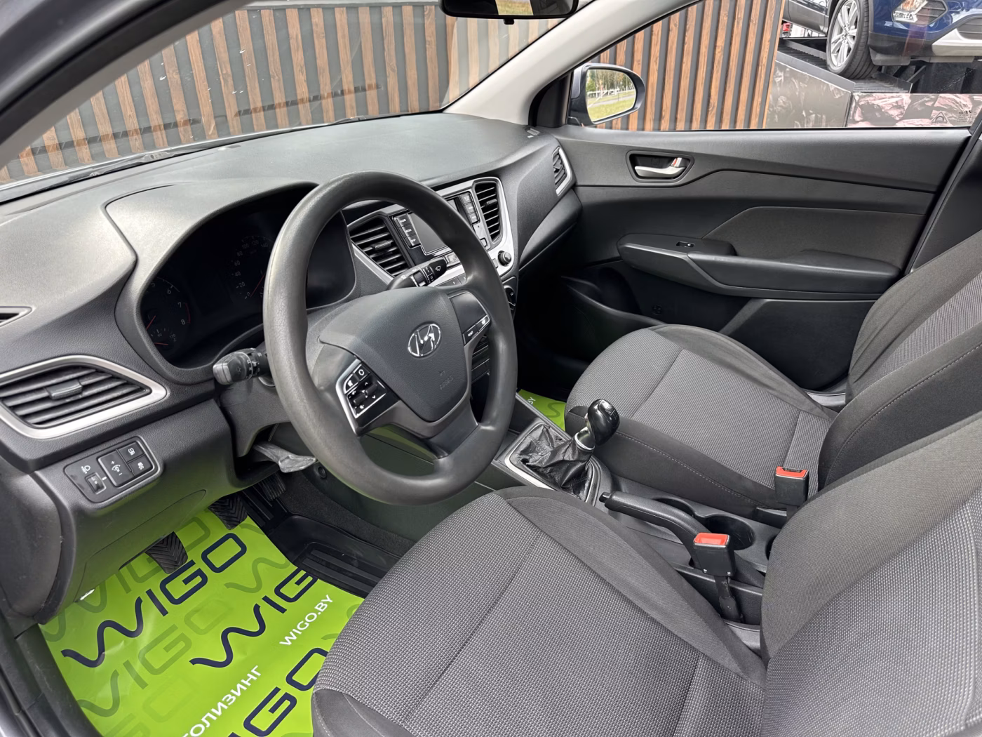 Hyundai Solaris фото 7