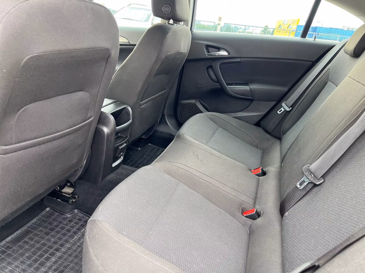 Opel Insignia фото 17