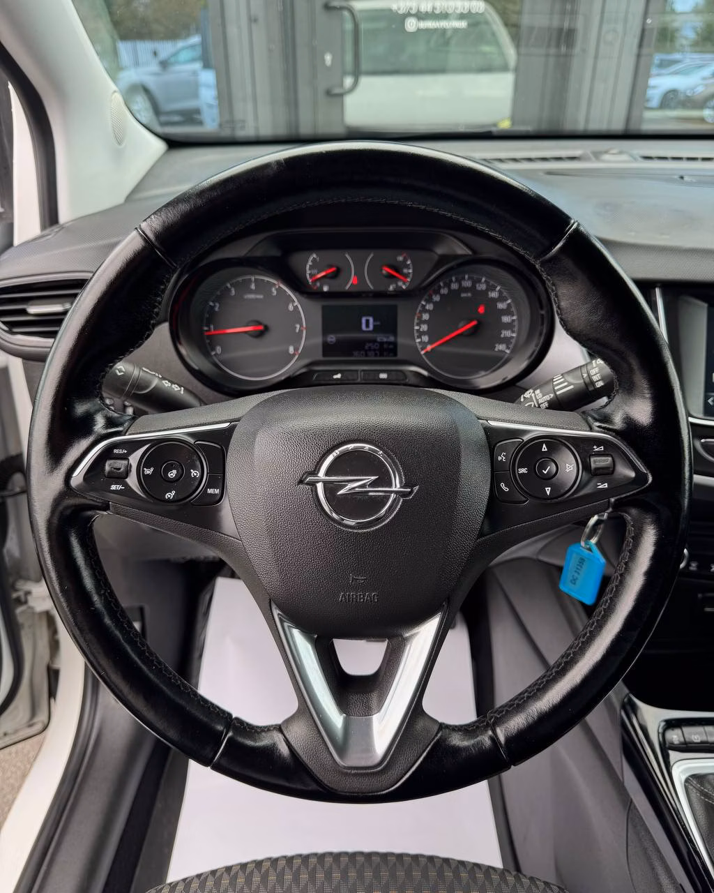 Opel Crossland X фото 13
