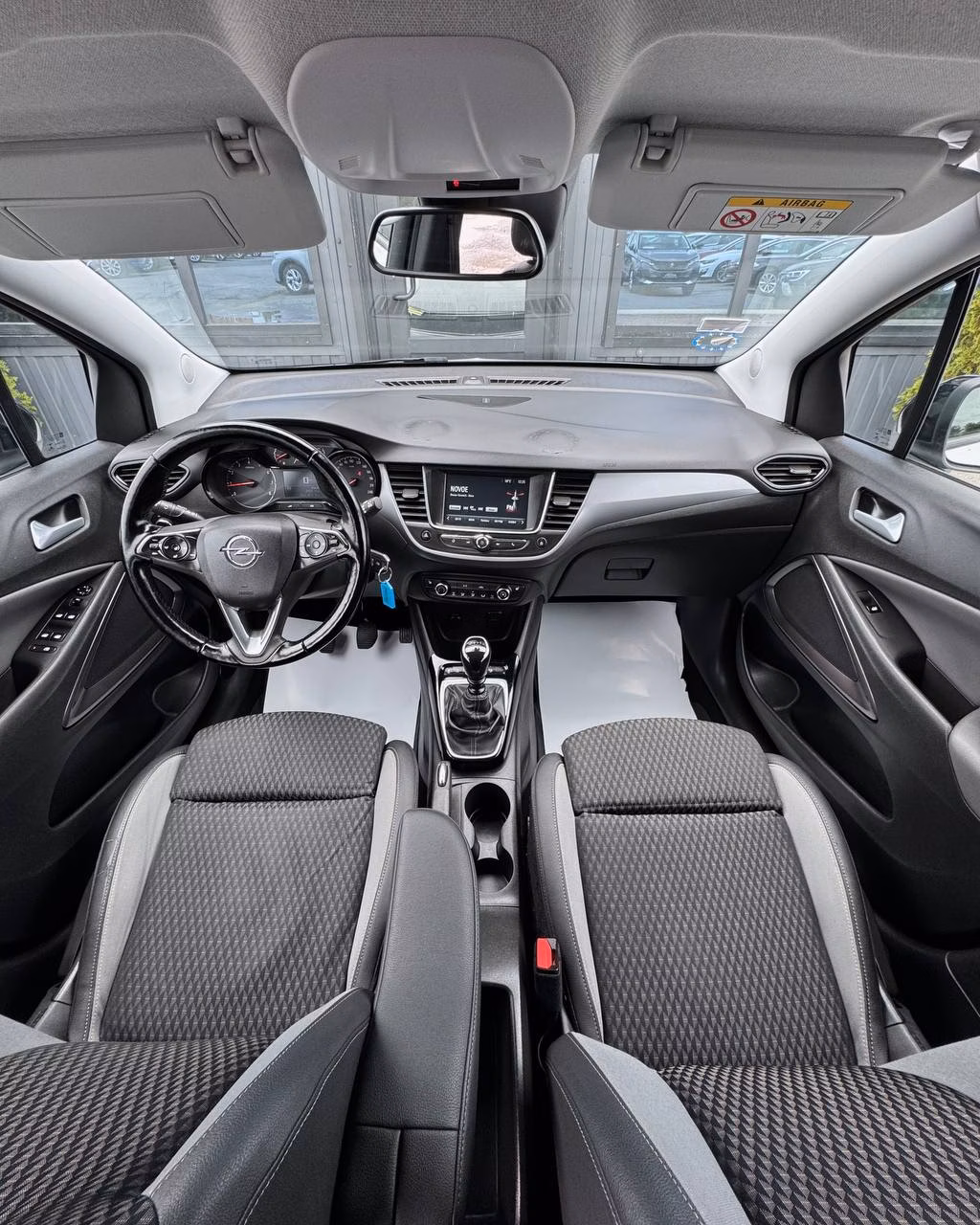 Opel Crossland X фото 9