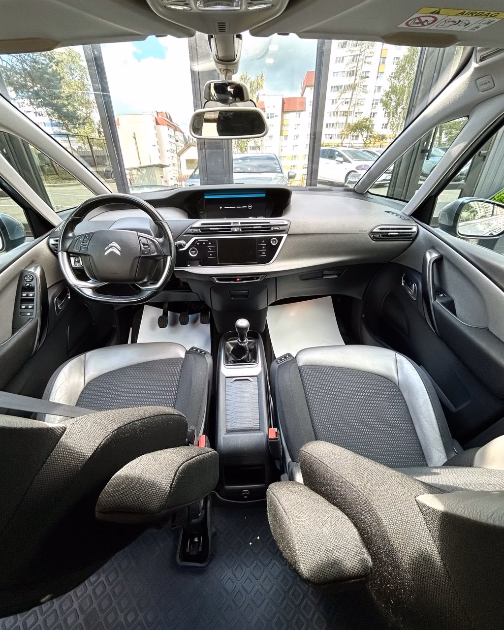 Citroen C4 Picasso фото 9