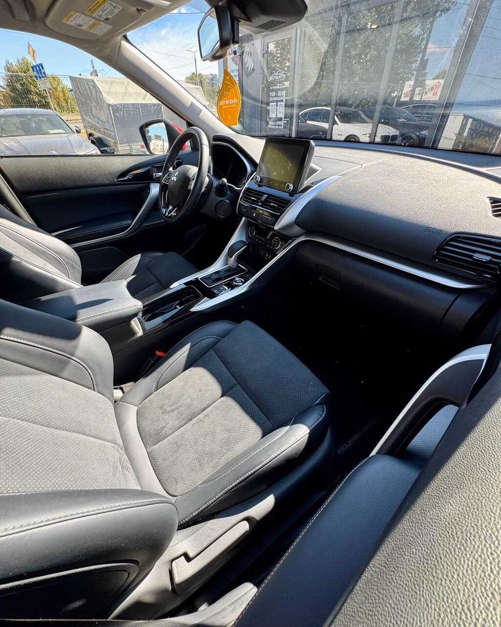 Mitsubishi Eclipse Cross фото 13