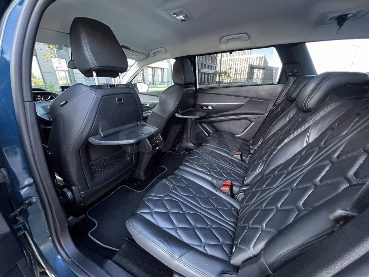 Peugeot 5008 фото 12