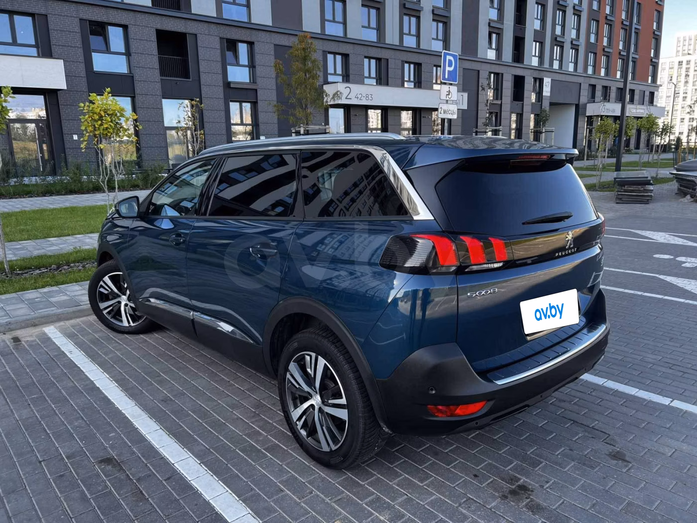 Peugeot 5008 фото 5