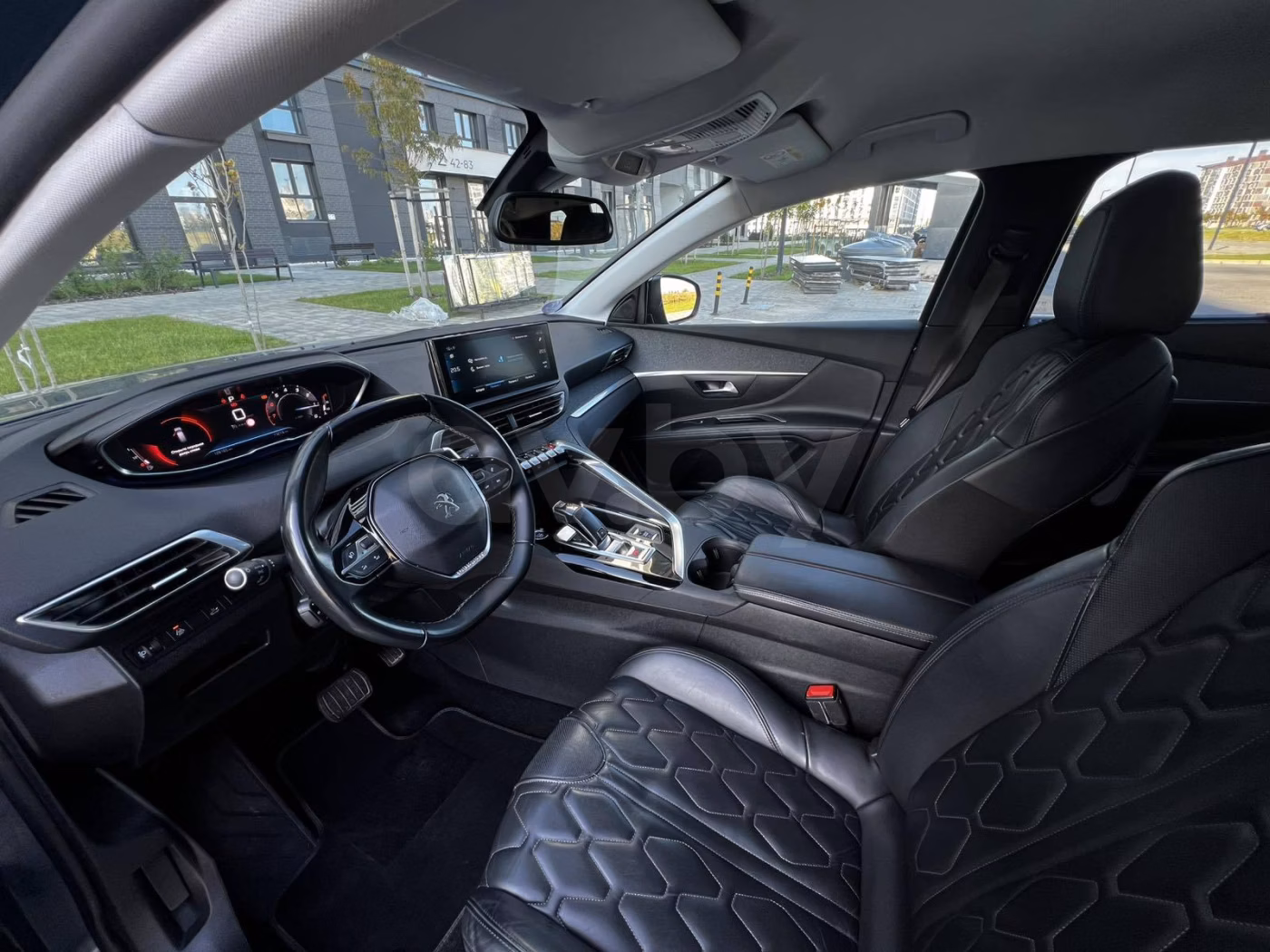 Peugeot 5008 фото 19