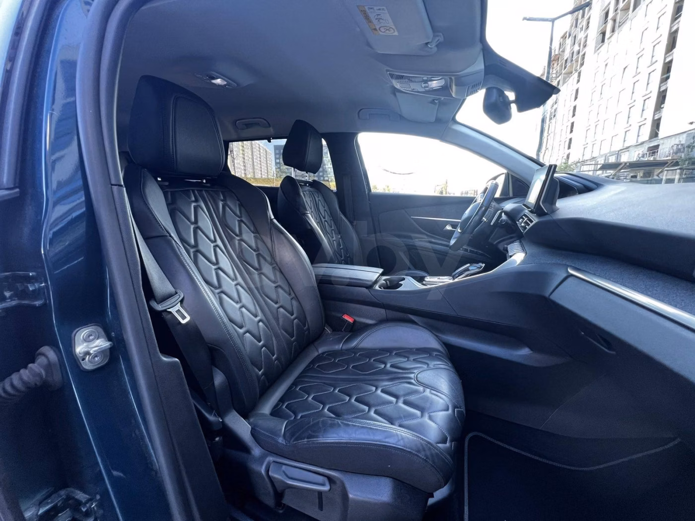 Peugeot 5008 фото 16