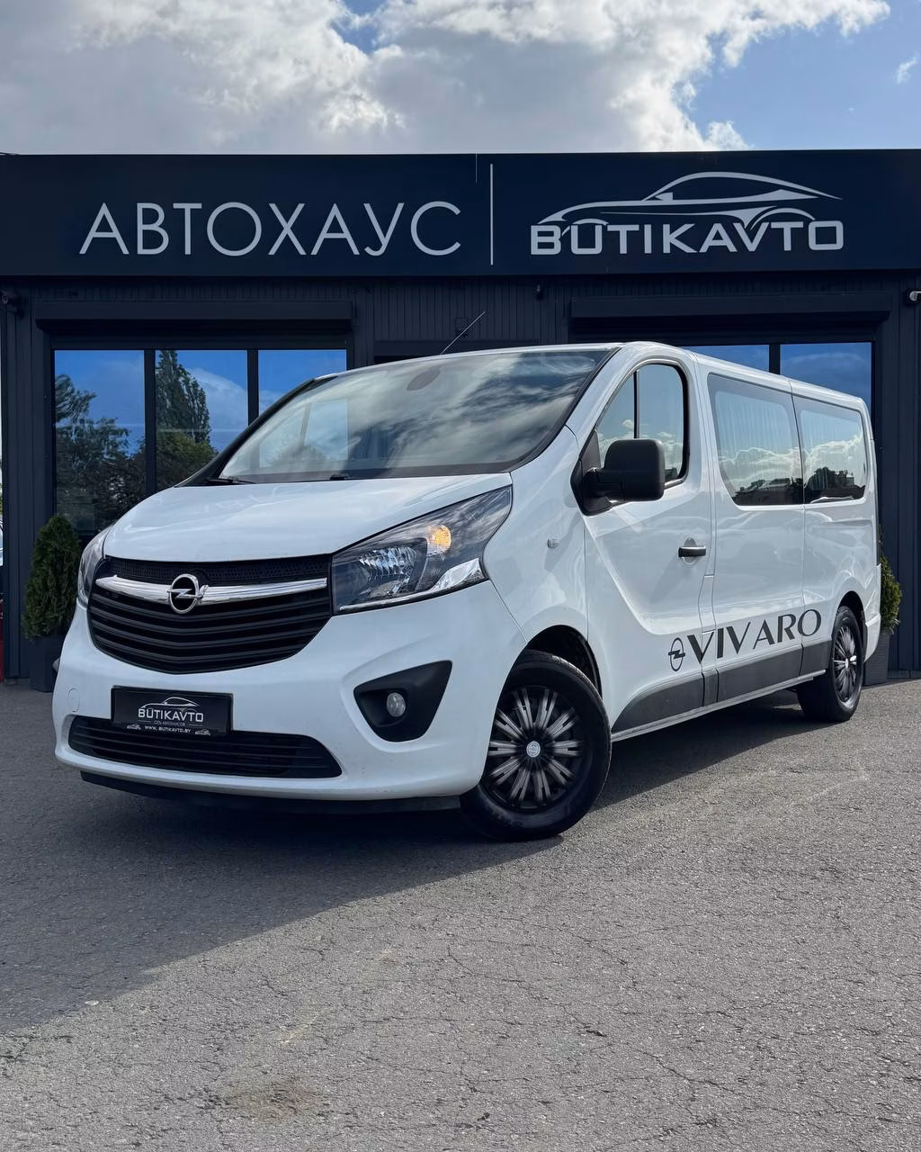 Opel Vivaro фото 3