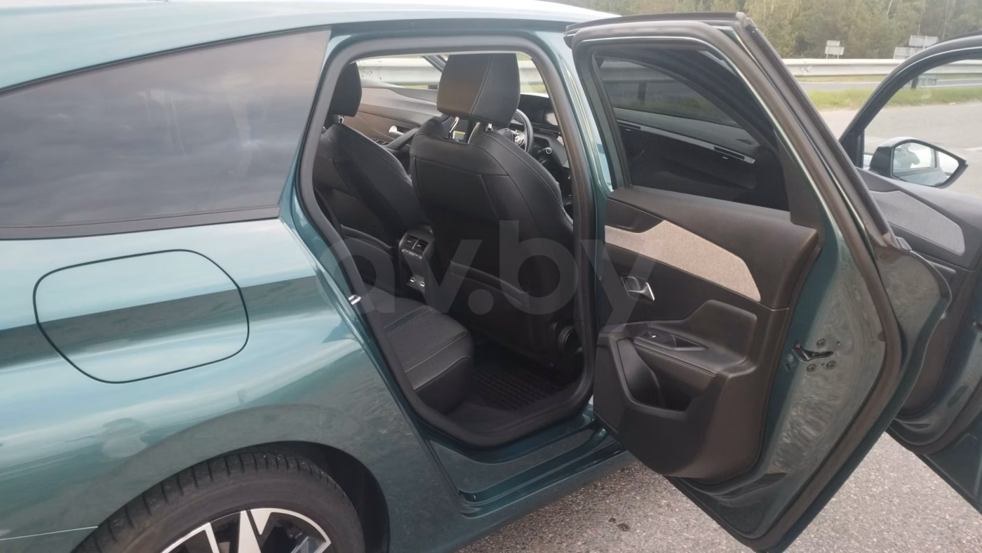 Peugeot 308 фото 8