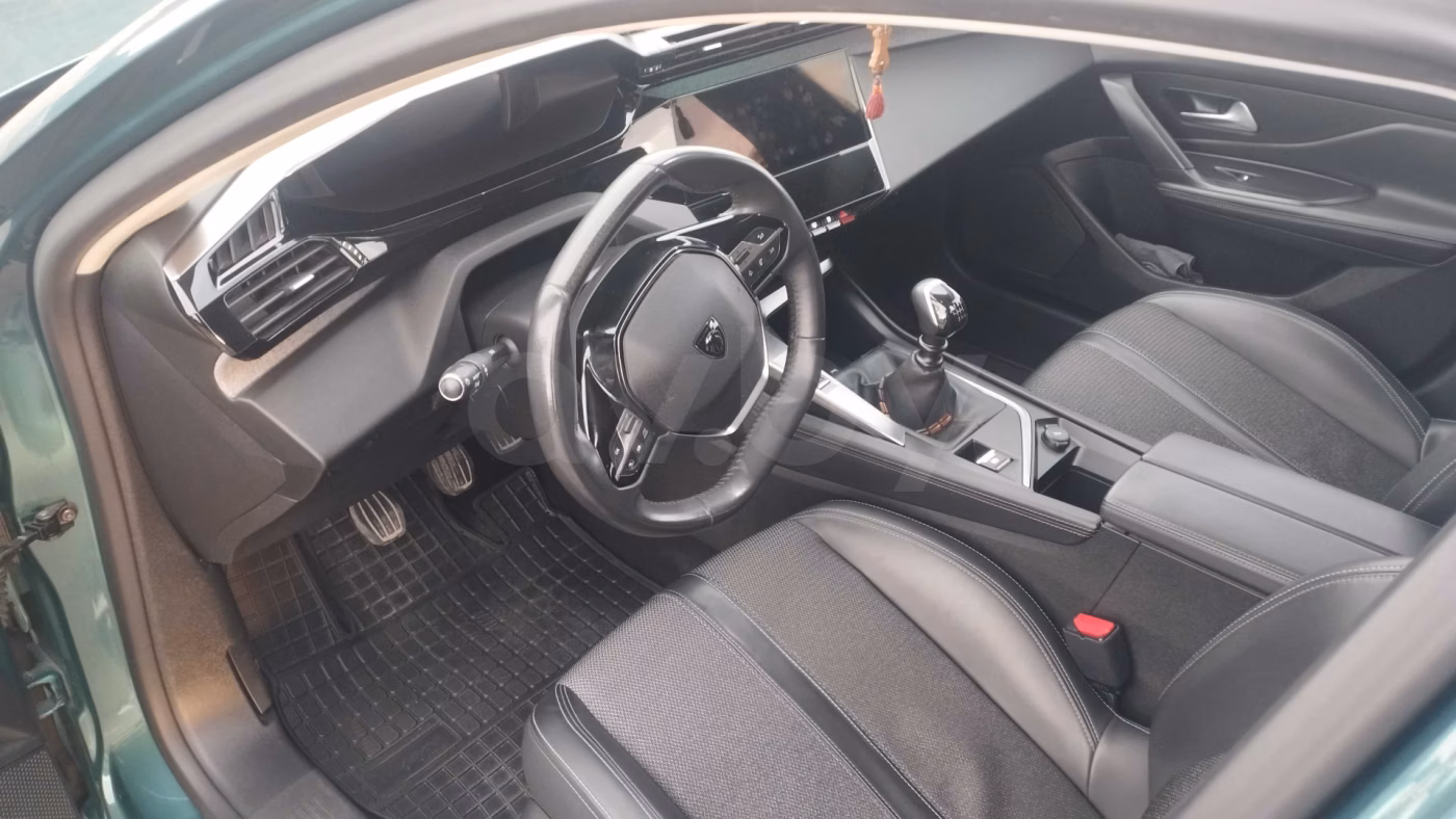 Peugeot 308 фото 11