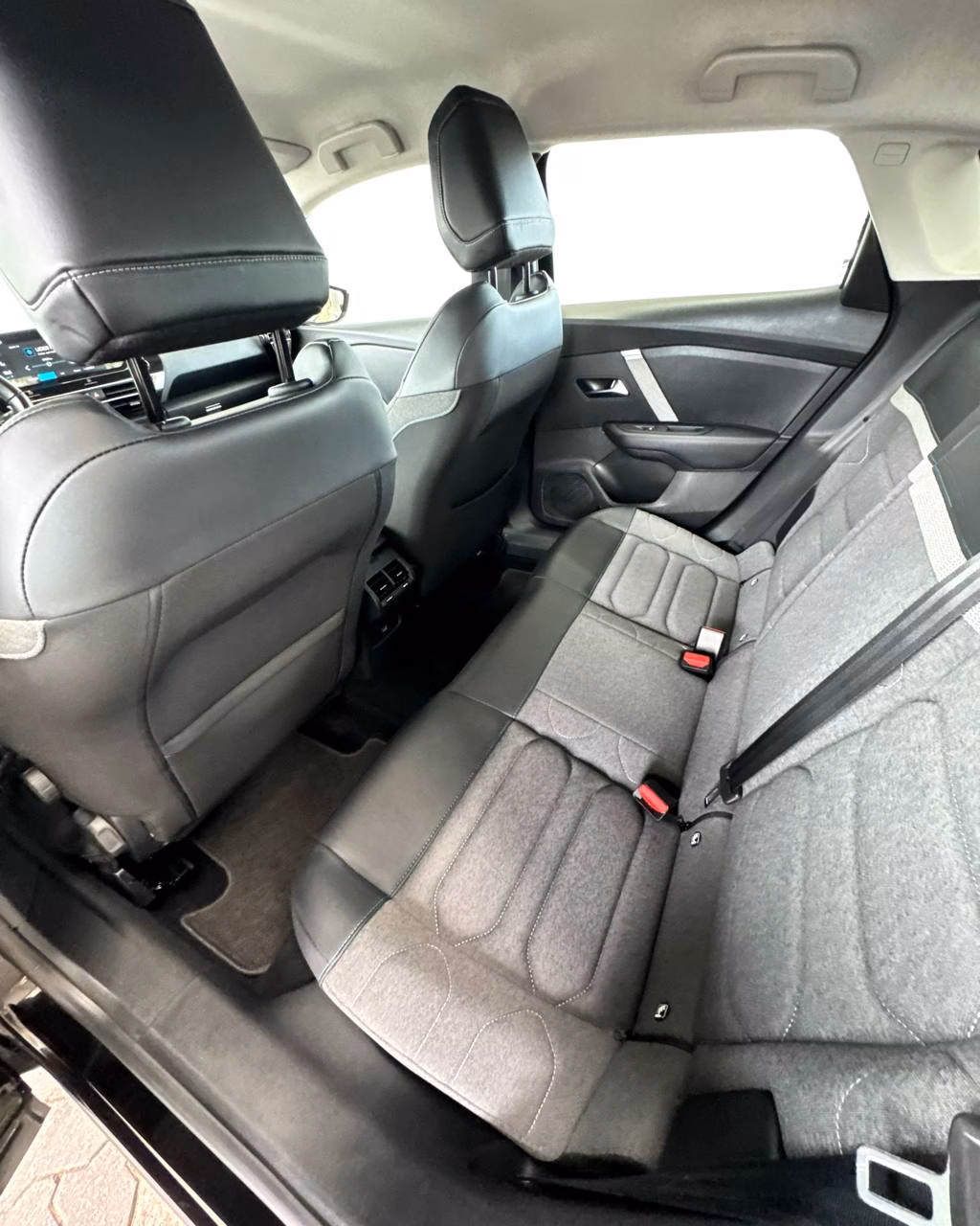 Citroen C4 X фото 14