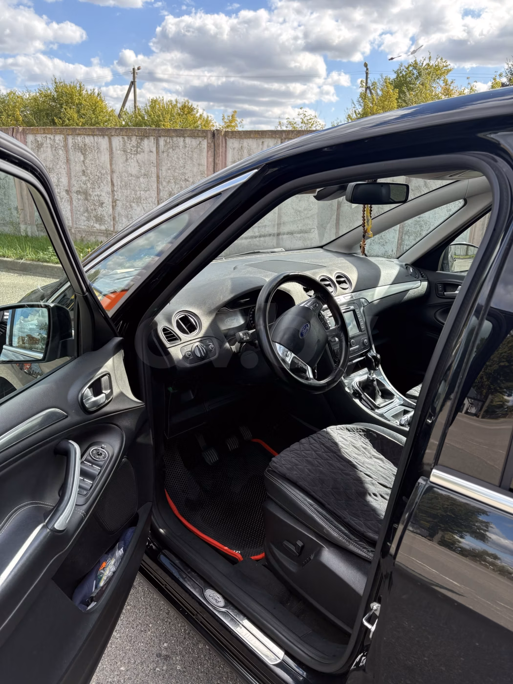 Ford S-MAX фото 6