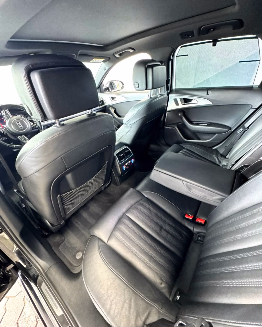 Audi A6 фото 13