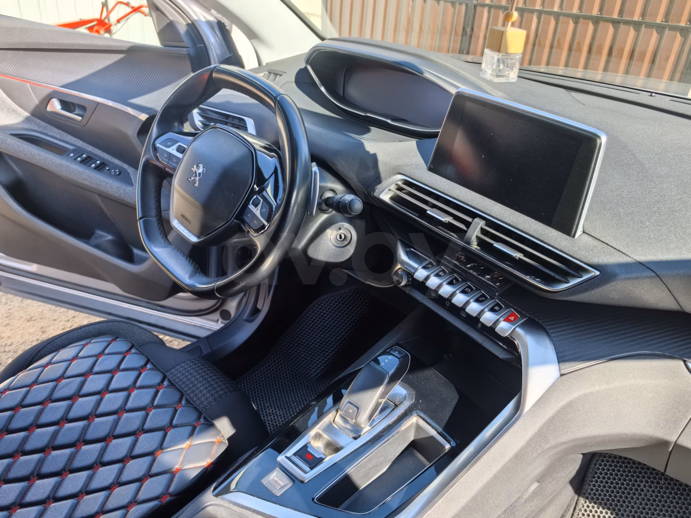Peugeot 3008 фото 16