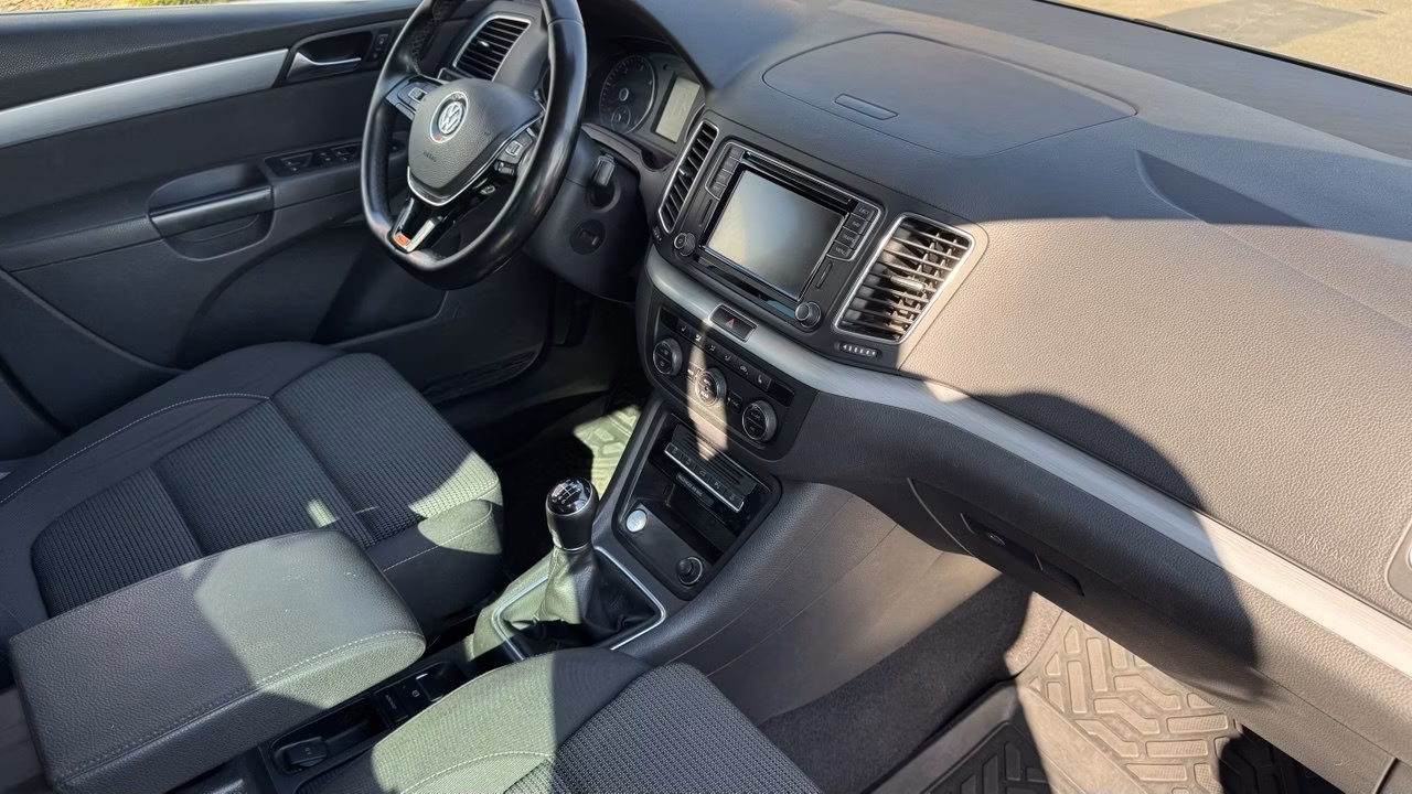 Volkswagen Sharan фото 11