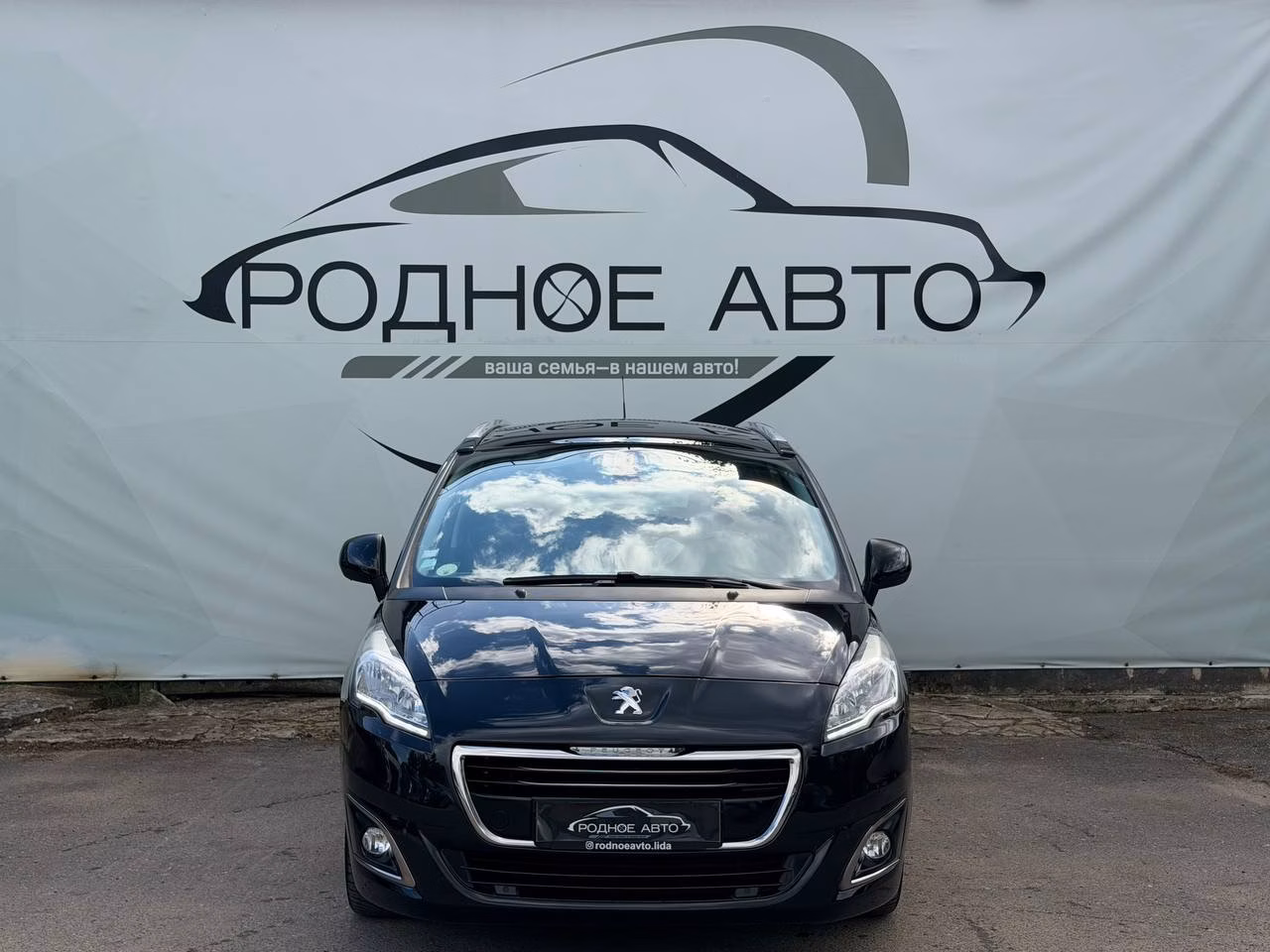 Peugeot 5008 фото 2