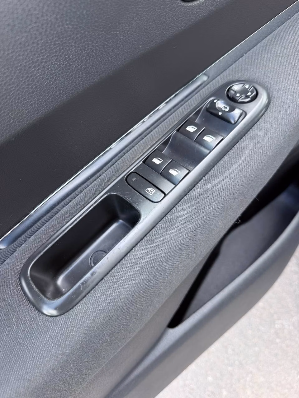 Peugeot 5008 фото 14