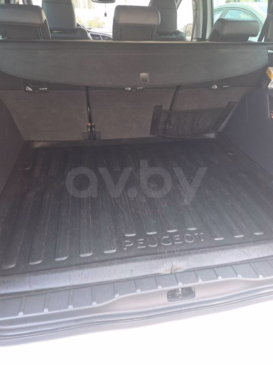 Peugeot 5008 фото 8
