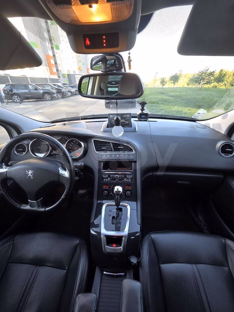 Peugeot 5008 фото 13