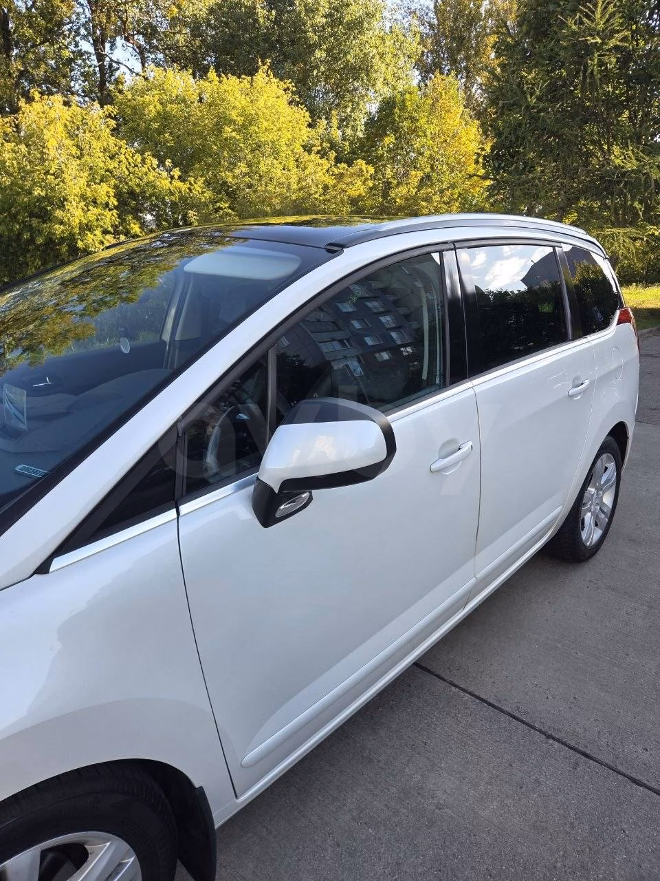 Peugeot 5008 фото 25