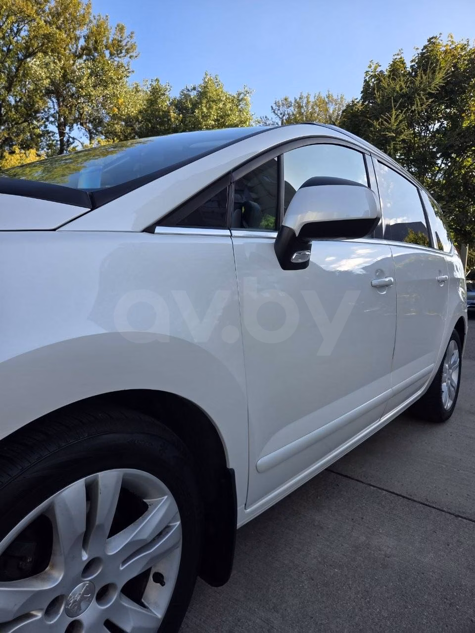 Peugeot 5008 фото 27