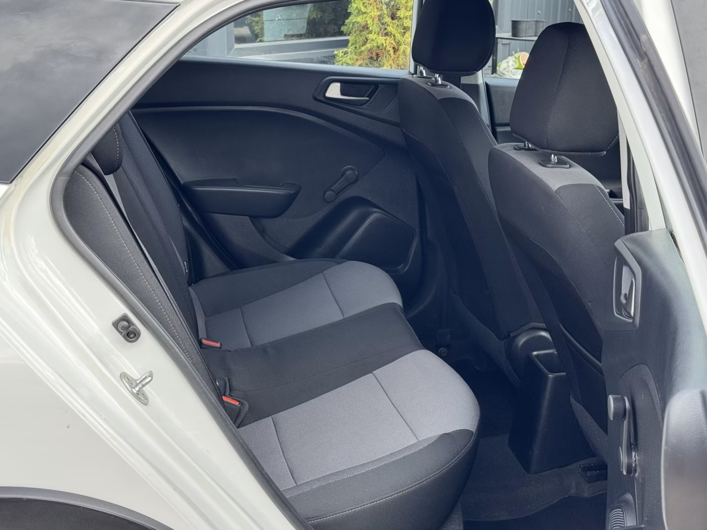 Hyundai i20 фото 20