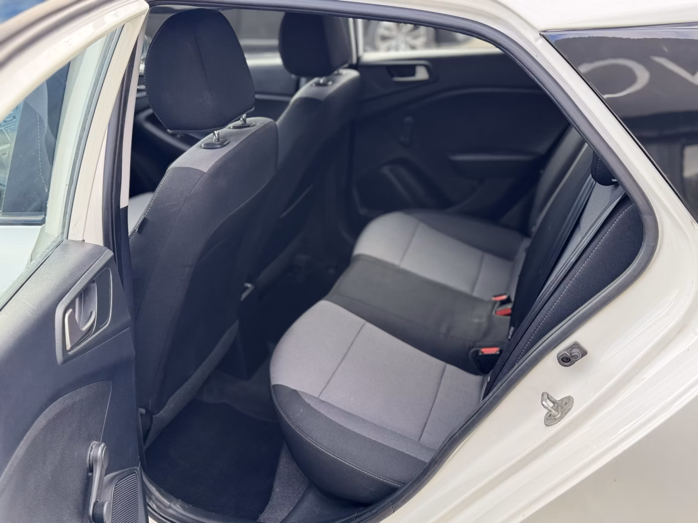 Hyundai i20 фото 22