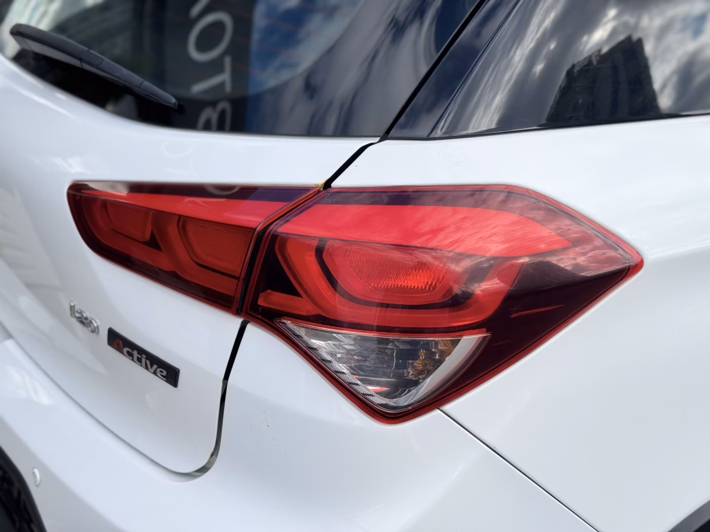 Hyundai i20 фото 10