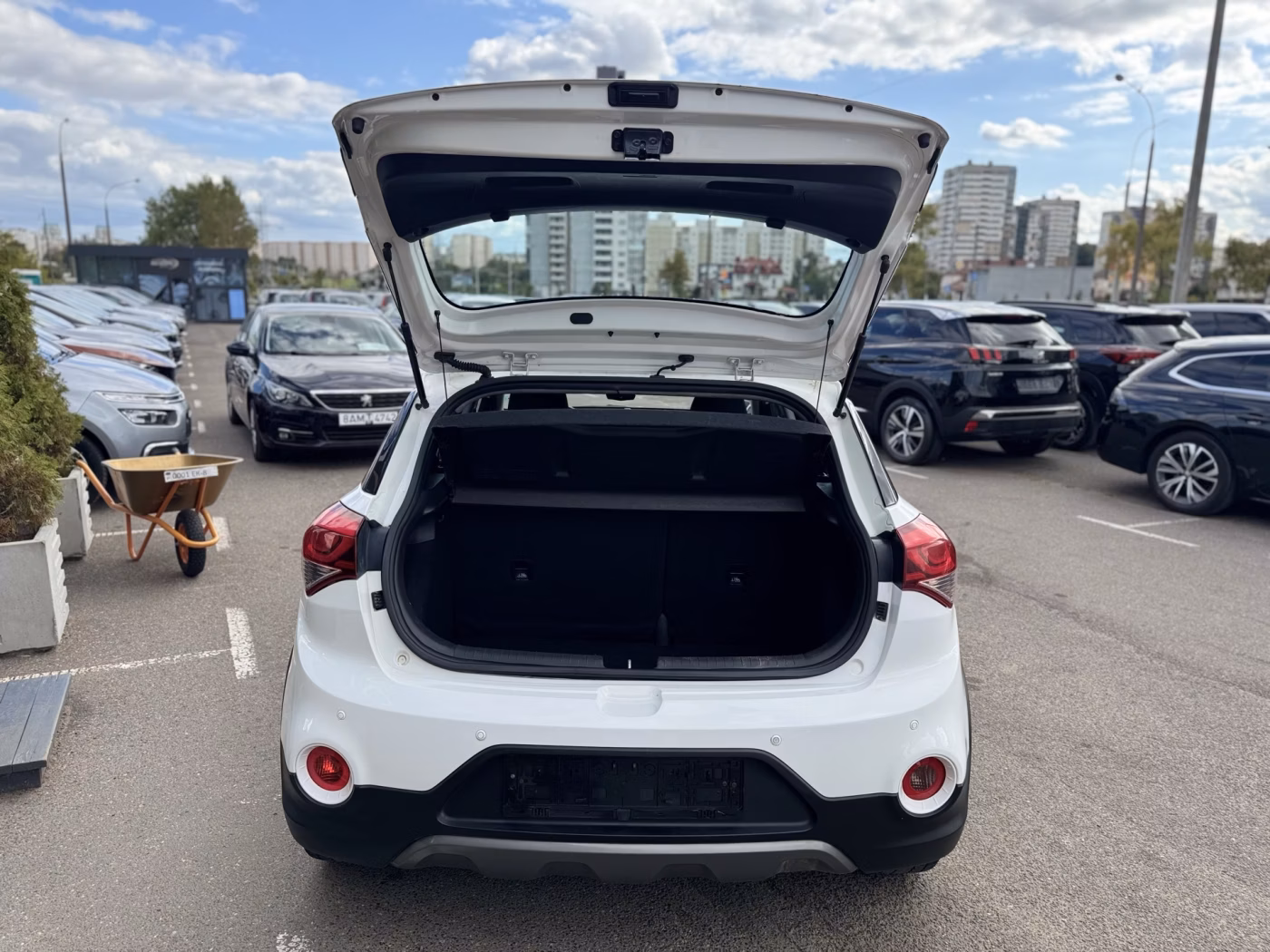 Hyundai i20 фото 7