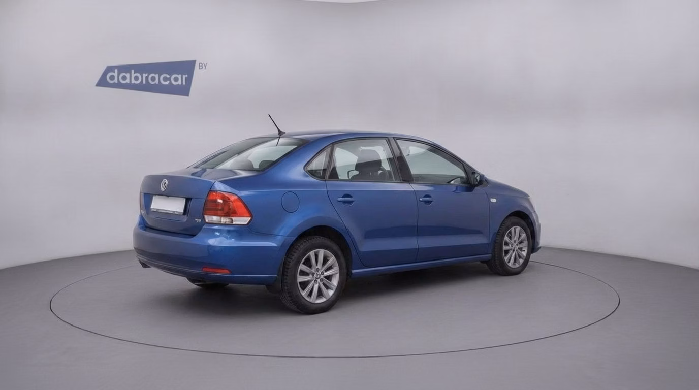 Volkswagen Polo Sedan фото 5